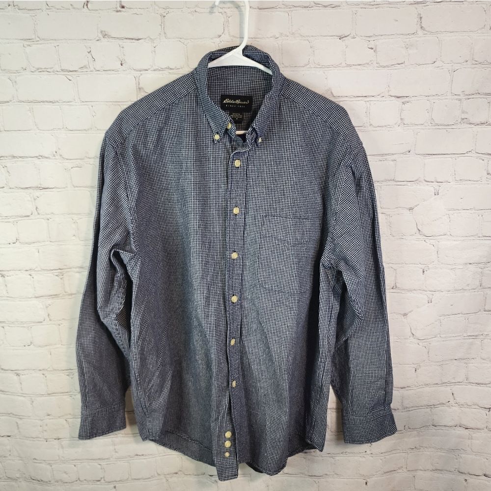 Men's Eddie Bauer longsleeve button-down shirt, size Medium